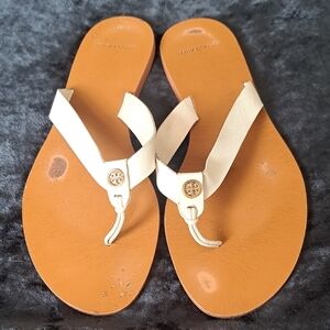 Tory Burch Cream and Tan Sandals with Classic Design